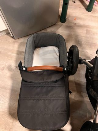 Passeggino Jane con ovetto e borsa