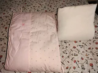 Edredón, funda y chichoneras cuna rosa