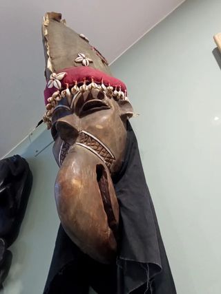 MÁSCARA AFRICANA HOMBRE PÁJARO