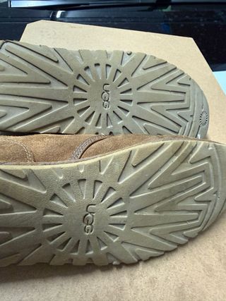 Botas UGG Neumel T44 Piel Oveja y Lana originales