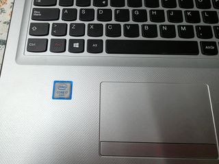 Portátil Lenovo Ideapad 300