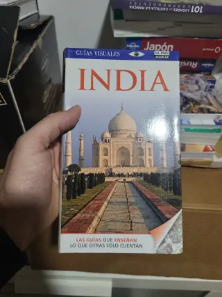 Guía India país Aguilar