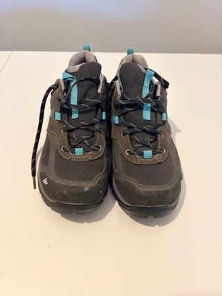 Zapatillas montaña quechua (talla 40)