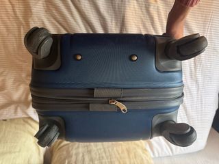 Maleta de viaje azul