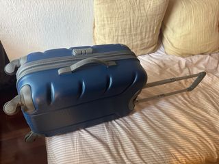 Maleta de viaje azul