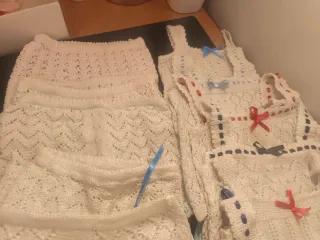 12 Conjuntos de perlé hechos a mano