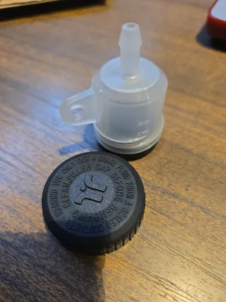 Depósito líquido freno plástico nuevo