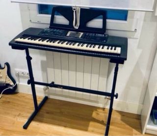 Teclado Yamaha PSR-330