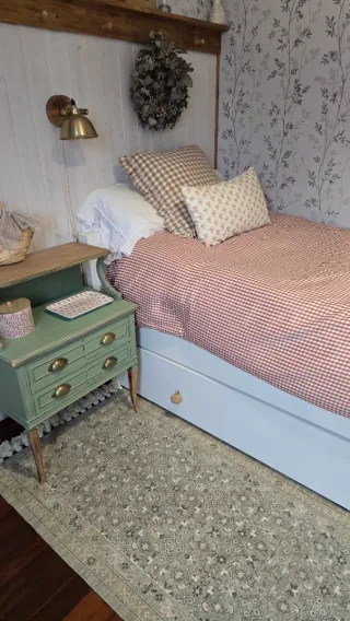 Cama nido de madera lacada