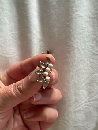 Pendientes PDPAOLA Flor Dorados Blancos