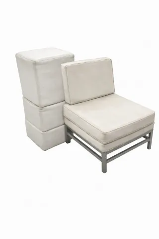 Butaca de cuero y metal