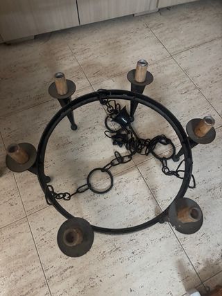 Lámpara de techo antigua