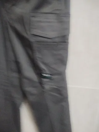 Pantalón de trabajo gris talla 44