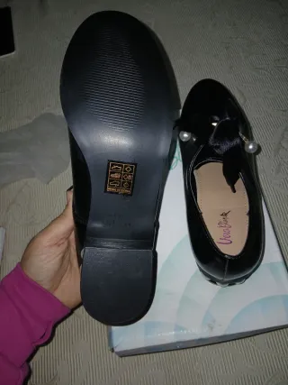 Mocassini neri con perle