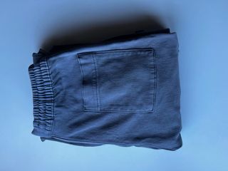 Pantalones cargo grises/azulado con cremalleras