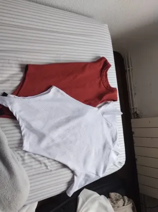 Conjunto de bodys para bebé