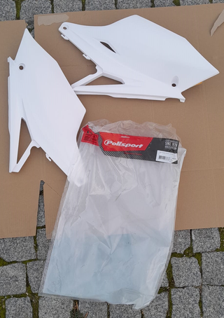 Plásticos Laterais traseiros Polisport Kawasaki