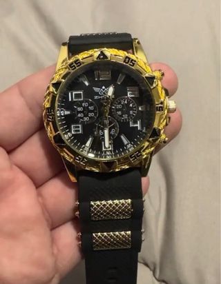 Conjunto Cartera y Reloj Negro/Dorado