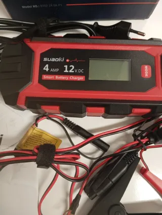 Cargador Batería Coche BT02-Z4.0A-P1 profesional