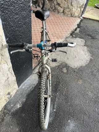 Bicicleta de montaña Marin Bobcat Trail