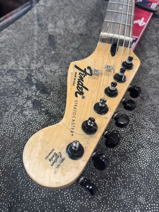 Replica Fender Stratocaster Guitarra Eléctrica