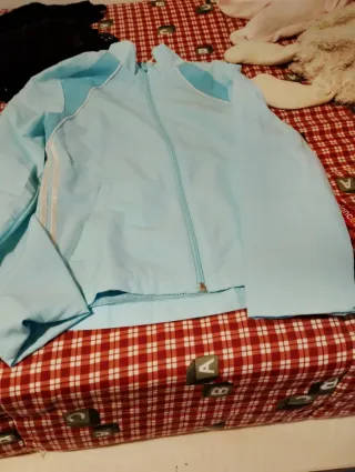 Chaqueta deportiva azul