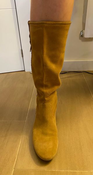 Botas de cuero beige