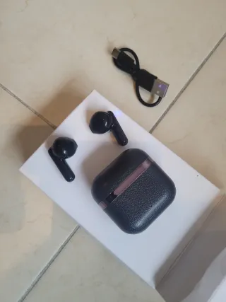 Auriculares Bluetooth Negros