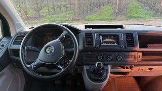 Volkswagen Caravelle 2016