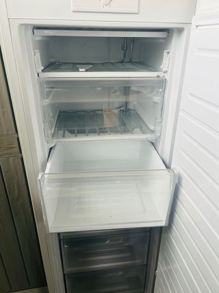 Congelador vertical ICECOOL