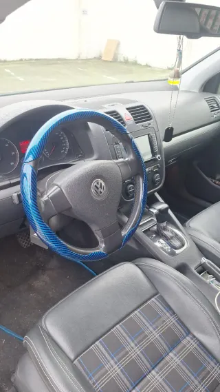 Volkswagen Golf 2005