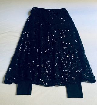 Falda larga lentejuelas con leggings incorporados