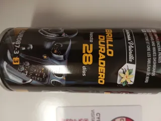 Limpia encera salpicaderos profesional