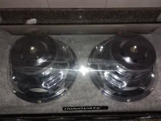 Cajón Altavoces Innovate 600W 2x 300W