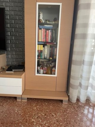 Mueble TV madera y cristal