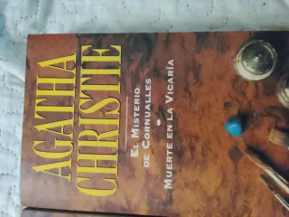 Agatha Christie -Hercules Poirot