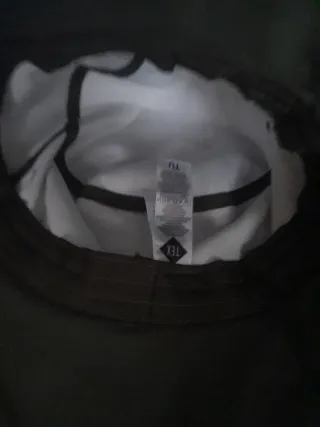 Gorro de agua verde olivaHombre