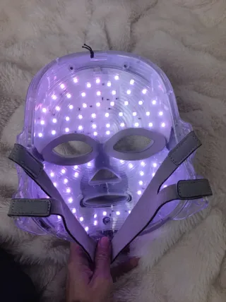 Mascarilla Facial LED con modalidad de 7 luces led