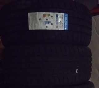 2 Neumáticos Sunny 245/40 ZR 18 97W XL