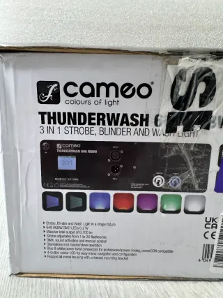 Foco LED Cameo Thunderwash 600 RGBW