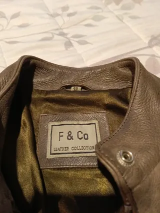 Cazadora de cuero F & Co marrón