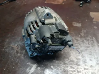 Alternador Renault Scenic 1.9 dCi K9Q