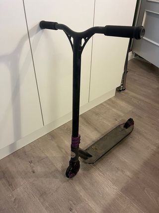 Patinete Scooter Negro y Morado