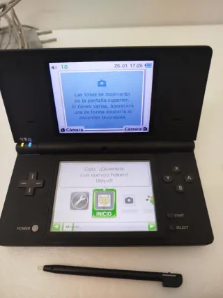 Nintendo DSi Nera + Caricatore