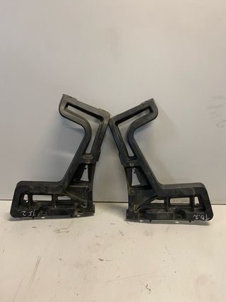 Soporte Guía Parachoques Trasero de peugeot 5008