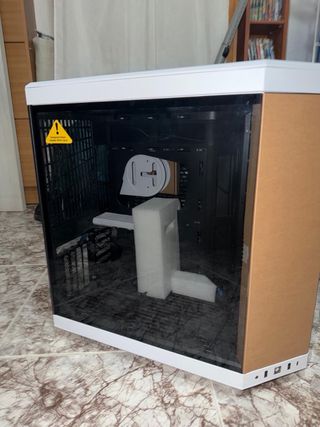 Caja ATX Hyte Y70 Touch Blanca/Negra