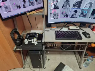 Mesa de ordenador cristal y metal