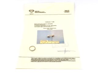 alianza oro 18k con piedra con diamante