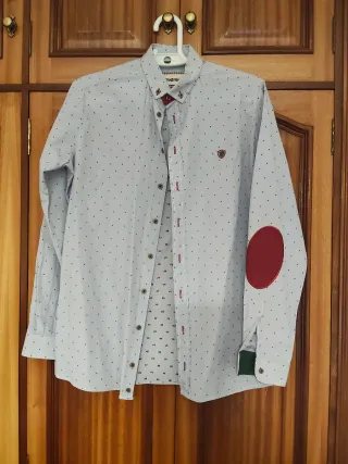 Camisa Nachete azul con puntos rojos y verdes