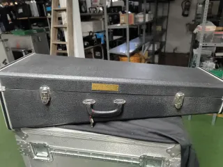 Trombón Bari con funda